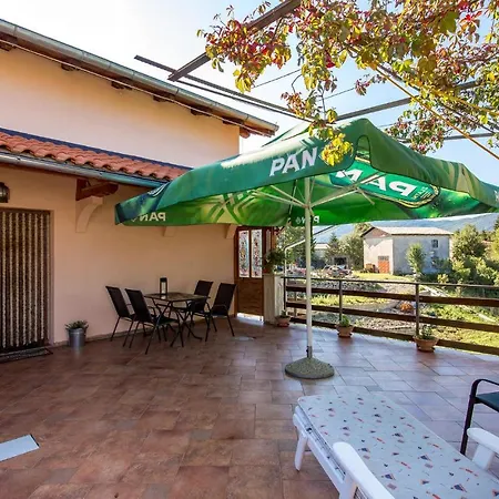 Gorgeous Home In Vele Mune بيت للعطل