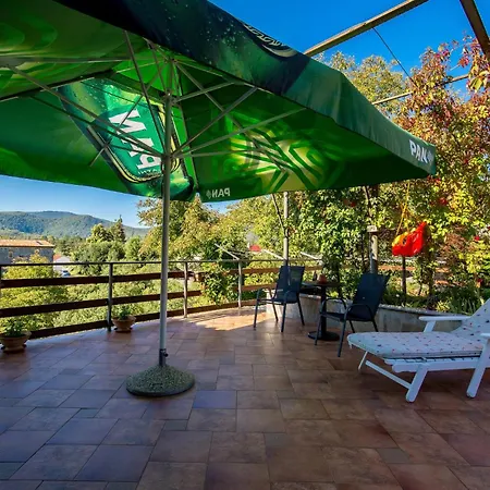 Lovely In With Kitchen Сasa de vacaciones