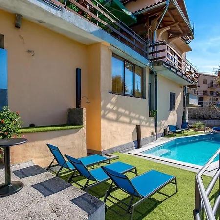 Gorgeous Home In Vele Mune * Vele Mune